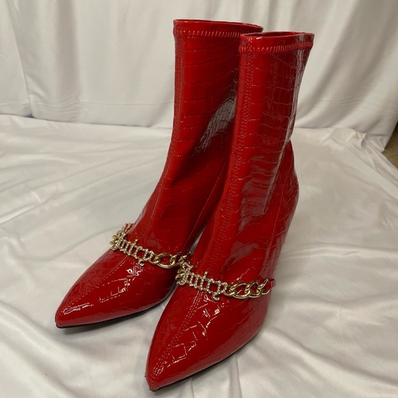 Juicy Couture Tommi Red with Gold chain ankle heel - Picture 9 of 14